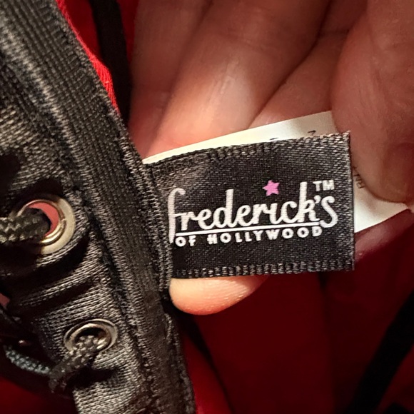 Fredericks of Hollywood Elegant Red with Black Lace Sweetheart Corset Sz 36 - Picture 5 of 8